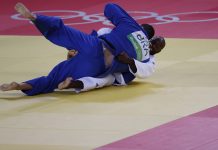 JUDOCA BRASILEIRO RAFAEL SILVA PERDE PARA FRANCÊS TEDDY RINER NOS JOGOS OLÍMPICOS RIO 2016