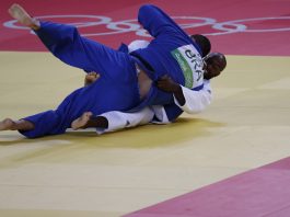 JUDOCA BRASILEIRO RAFAEL SILVA PERDE PARA FRANCÊS TEDDY RINER NOS JOGOS OLÍMPICOS RIO 2016